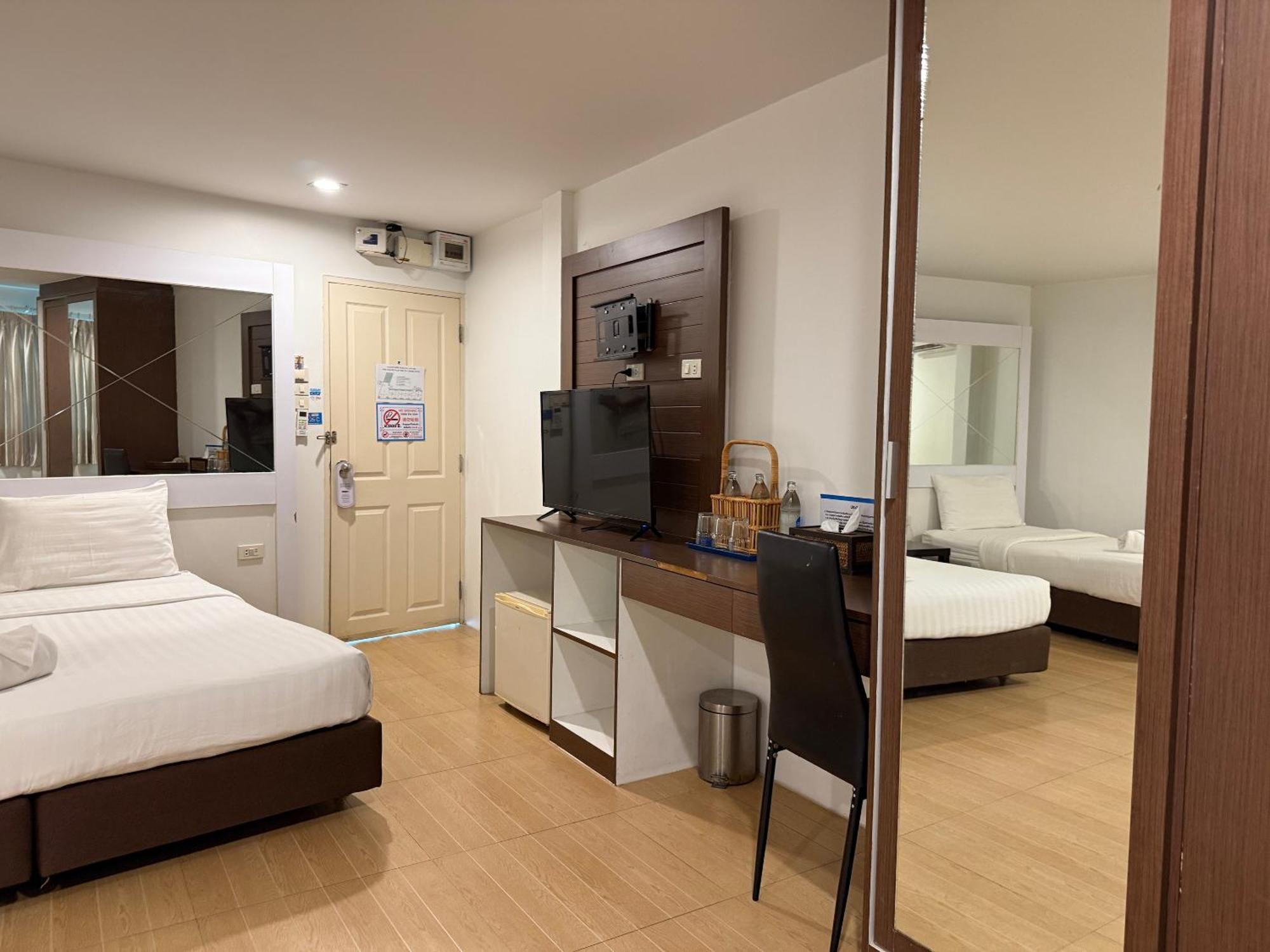 Bed By Cruise Hotel At Samakkhi-Tivanont Nonthaburi Eksteriør billede