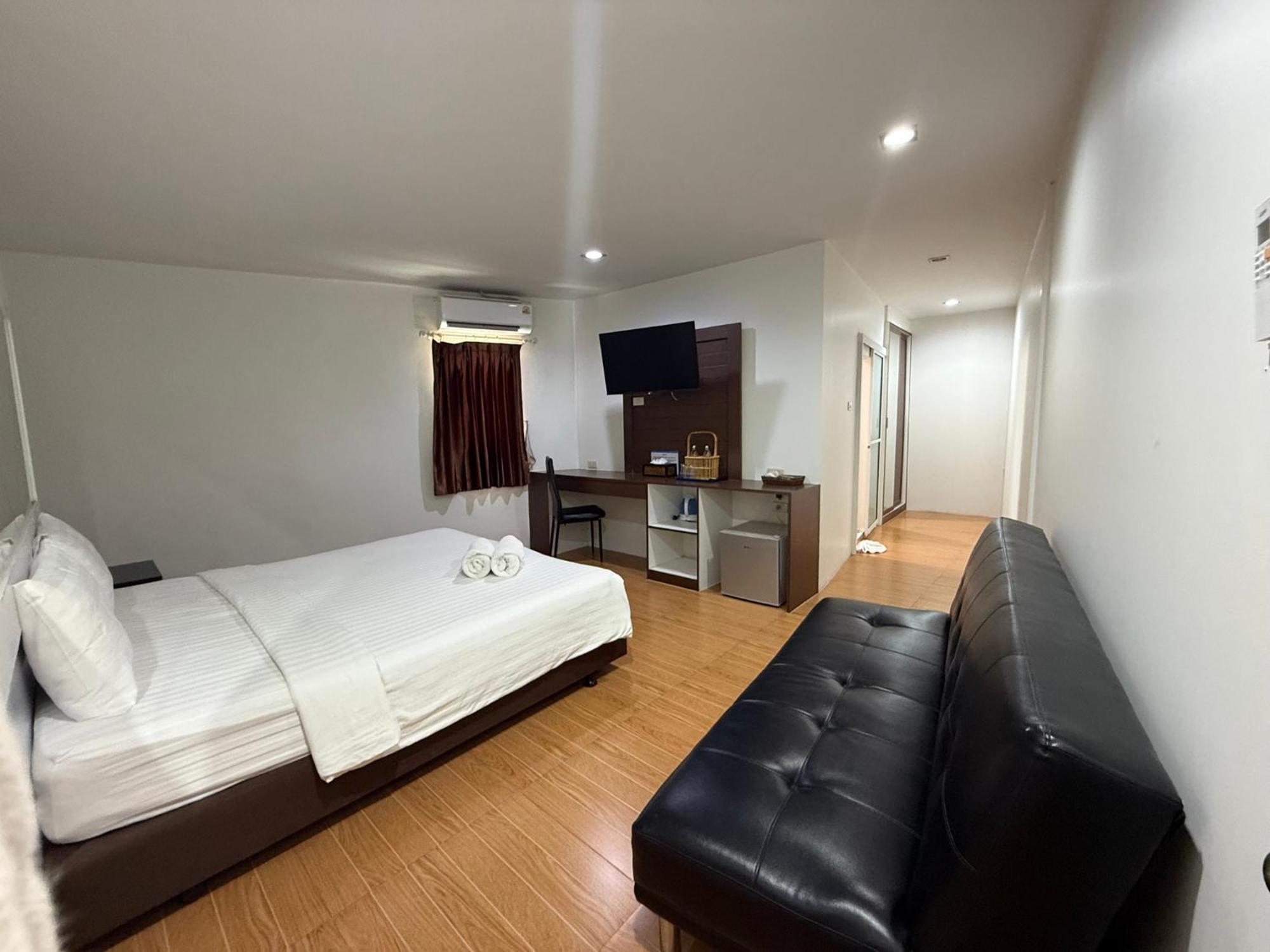 Bed By Cruise Hotel At Samakkhi-Tivanont Nonthaburi Eksteriør billede